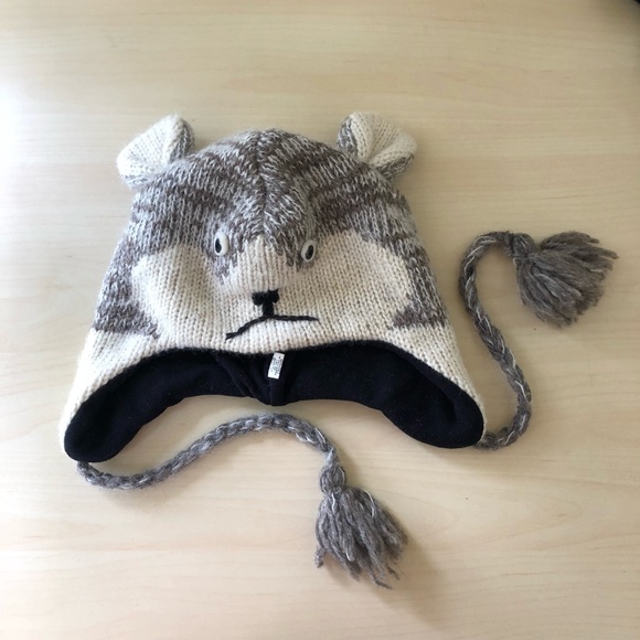 Fleece Lined Wolf Knit Earflap Hat with Tassels - Picture 2 of 3